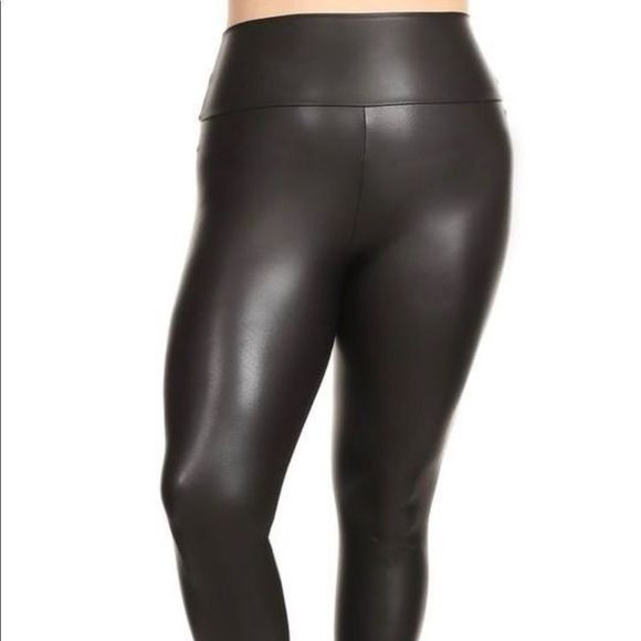 🔥 Plus Size faux leather high waist leggings - Picture 1 of 4